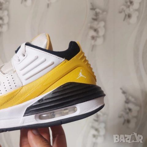 маратонки Air Jordan Max Aura 5 Grade School номер 39, снимка 12 - Маратонки - 51884448