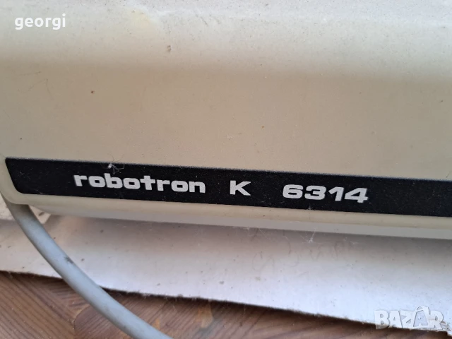 стар български матричен принтер Robotron K 6314, снимка 2 - Антикварни и старинни предмети - 51320490
