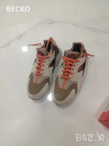 Nike Air Huarache , снимка 6 - Маратонки - 48000222