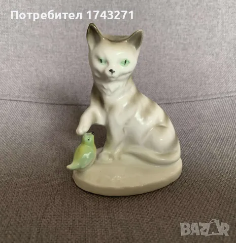 Порцеланова фигура  /статуетка/ коте