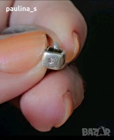 Две сребърни висулки / Педантив / Марково сребърно сърце "Follie Follie" Show и със седеф, снимка 13 - Колиета, медальони, синджири - 32733353