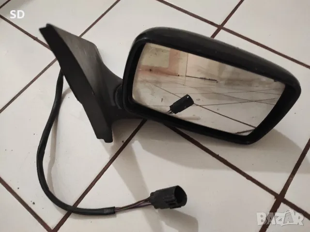 Дясно огледало за FORD ESCORT 92г.