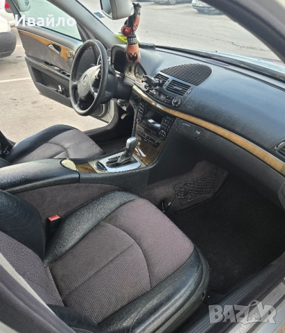Mercedes E270 W211, снимка 9 - Автомобили и джипове - 52431285
