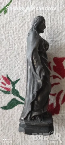 Статуетка - Пресветото Сърце Христово, снимка 4 - Антикварни и старинни предмети - 49513969