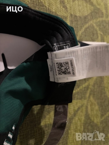 Нова шапка Adidas cord, снимка 7 - Шапки - 52978949