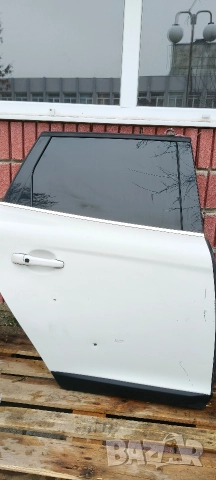 Продавам оборудвани оригинални врати за Volvo xc 60 2008-2017. ., снимка 2 - Части - 52793483