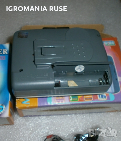 Радиокасетофони Radio receiver cassette players/ recorders walkmans Уокмени, снимка 2 - Радиокасетофони, транзистори - 52870800