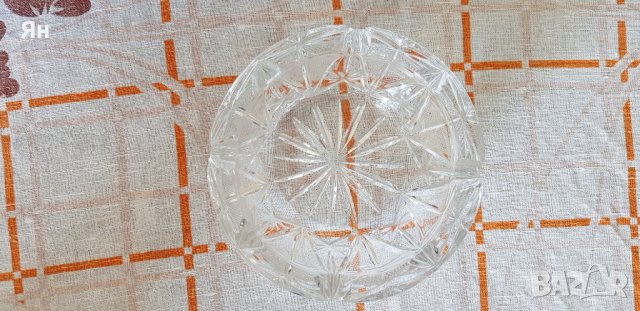 Пепелник кристален, снимка 3 - Декорация за дома - 37729369