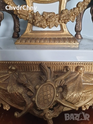 Италия 1960-те Hermle/63см-14кг Арт Деко италиански каминен часовник/бронзови фигури-бял мрамор, снимка 5 - Антикварни и старинни предмети - 52533387