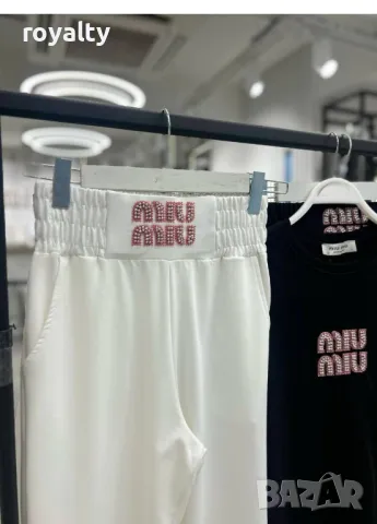 Miu Miu дамски комплекти🎀, снимка 2 - Комплекти - 49231358