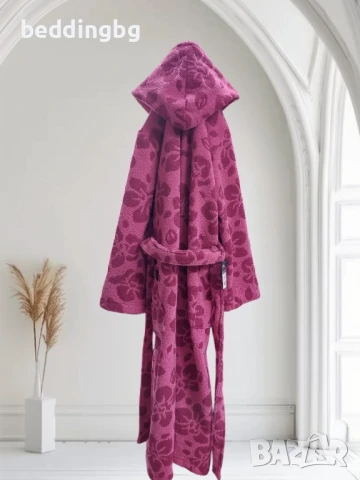 #Халат за #баня с качулка ЯНА Панагюрище , снимка 18 - Хавлиени кърпи - 42197512