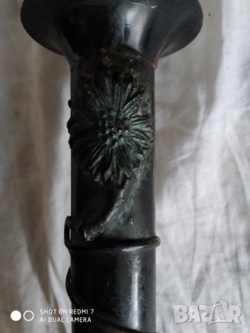 масивен месингов свещник, снимка 2 - Антикварни и старинни предмети - 34976482
