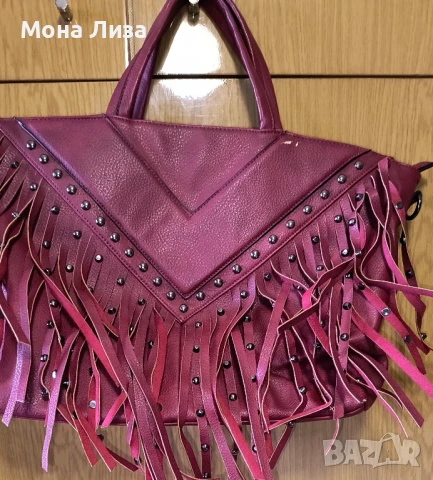 Дамска червена чанта , снимка 5 - Чанти - 50749424