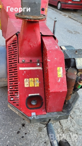 Дробилка  дървесен чипс Petersen th200 , снимка 4 - Градинска техника - 52080394