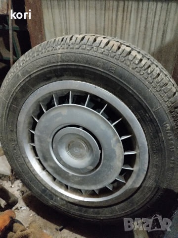 желязна джанта с гума от БМВ Е36