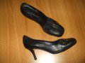 N40 Emporio Armani/нови/оригинални дамски обувки, снимка 1 - Дамски обувки на ток - 31760786