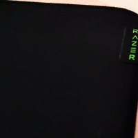 Razer Sphex V3 Large Gaming mouse pad, 450 mm x 400 mm x 0.4 mm геймърски пад Рейзър, снимка 2 - Джойстици и геймпадове - 40855599