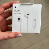 Apple EarPods слушалки, снимка 1 - Аксесоари за Apple - 44742567