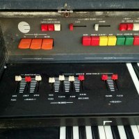 стар, ретро, винтидж професионален електронен синтезатор -орган WILGA, клавир, ел. орган, пиано, снимка 16 - Пиана - 30150553