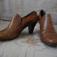 Елегантни бежови обувки на висок ток, снимка 1 - Дамски елегантни обувки - 36977293