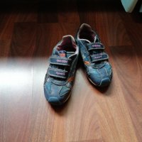 Geox оригинални обувки, снимка 2 - Детски маратонки - 31276433