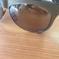 Слънчеви очила TOM FORD, снимка 4 - Слънчеви и диоптрични очила - 40543380