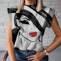 Ефектна дамска блуза с къс ръкав и тренди апликация, снимка 2 - Тениски - 40772362
