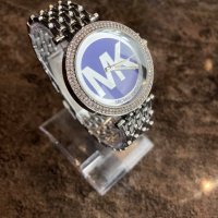 Дамски сребристи часовници Michael Kors, снимка 3 - Дамски - 26624833