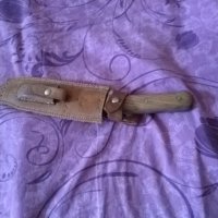 Ловен нож голям  с нов калъф естествена кожа 320х190мм дървена дръжка бряст с точило, снимка 11 - Ножове - 38518181