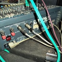 Soundcraft powermixer 600, снимка 2 - Ресийвъри, усилватели, смесителни пултове - 39774481