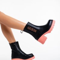 Дамски спортни боти Guess код 112, снимка 1 - Дамски ежедневни обувки - 42784851
