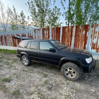 Nissan Pathfinder 3.5i автомат кожа на части нисан патфайндър , снимка 4 - Автомобили и джипове - 36623651