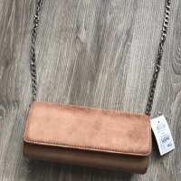 Нова дамска чанта тип клъч, снимка 1 - Чанти - 31842453