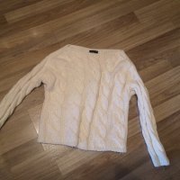Италианска, много красиво плетиво намалям на 12лв , снимка 1 - Блузи с дълъг ръкав и пуловери - 42891146