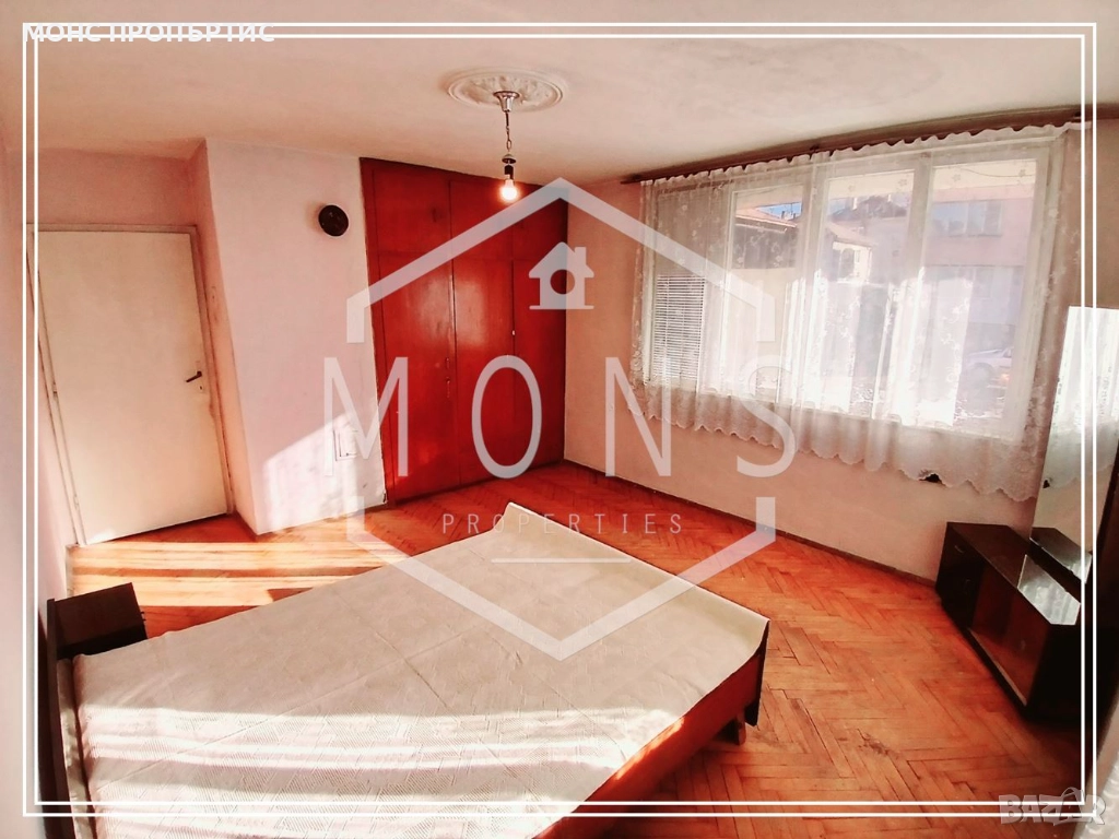 Просторен многостаен апартамент в централната част на гр. Севлиево., снимка 1