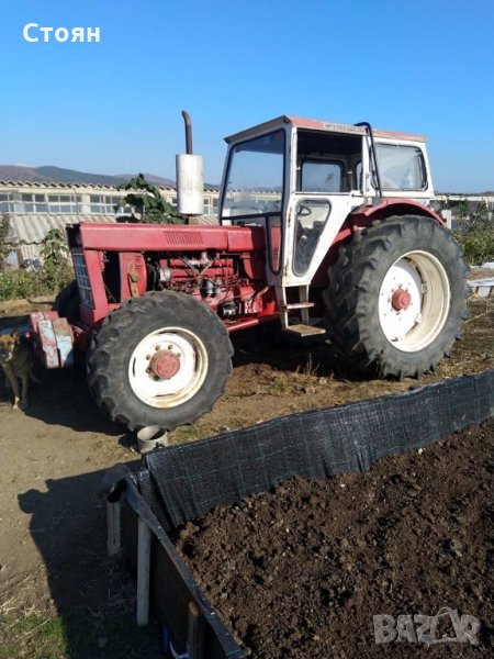 Трактор Интернационал мотор Перкинс, снимка 1