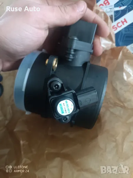 Въздухомер-измерител на масата на въздуха BOSCH - Mercedes Benz , снимка 1