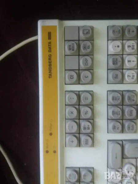 Ретро Клавиатура 1, снимка 1