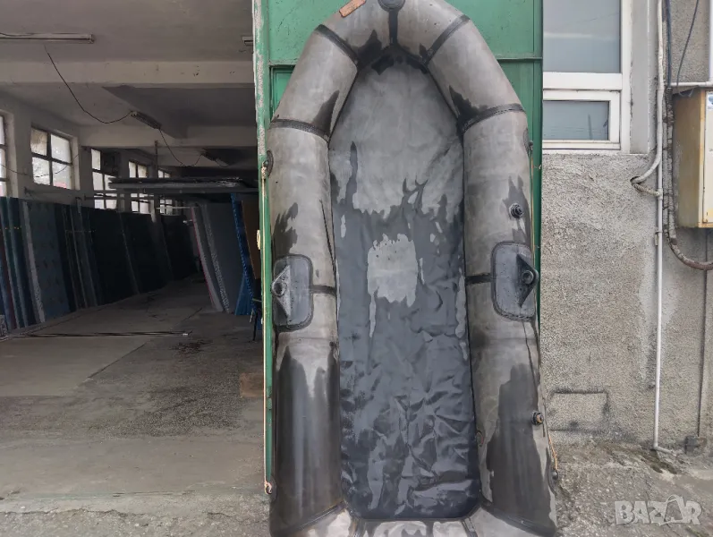 НАДУВАЕМА ЛОДКА, снимка 1