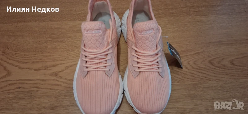 Дамски спортни обувки LOAP Oriena, снимка 1