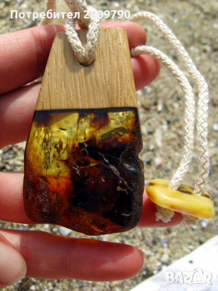 Кехлибарен медальон за вашата индивидуалност / Amber pendant emphasizing your individuality, снимка 1