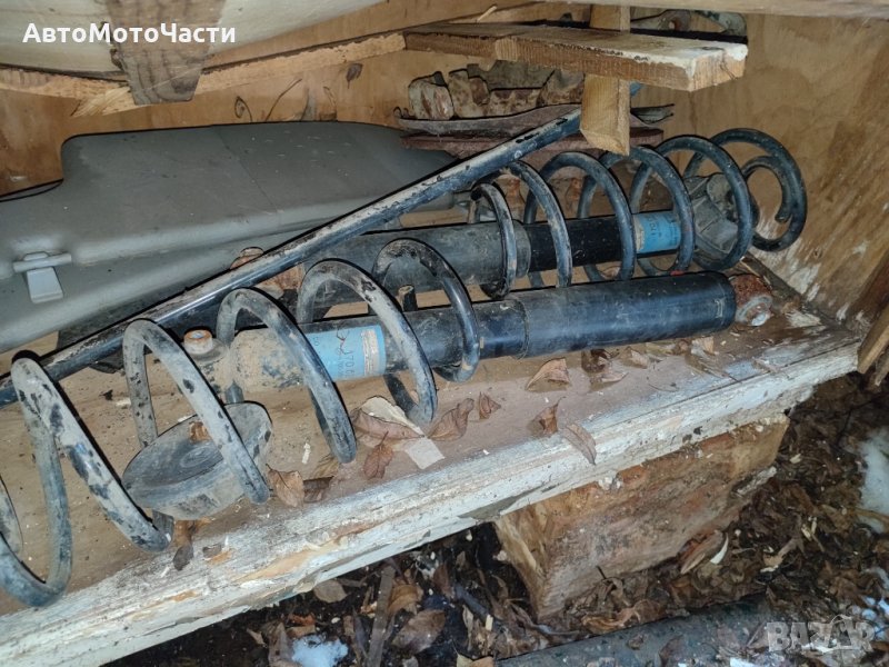 Продавам задни амортисьори за Волво 460, снимка 1