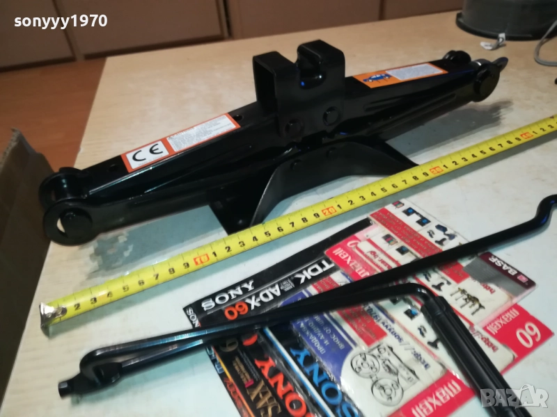 КРИК С ВЪРТОК 1,5Т 65ЛВ ИЛИ 2Т-85ЛВ 3010251818, снимка 1