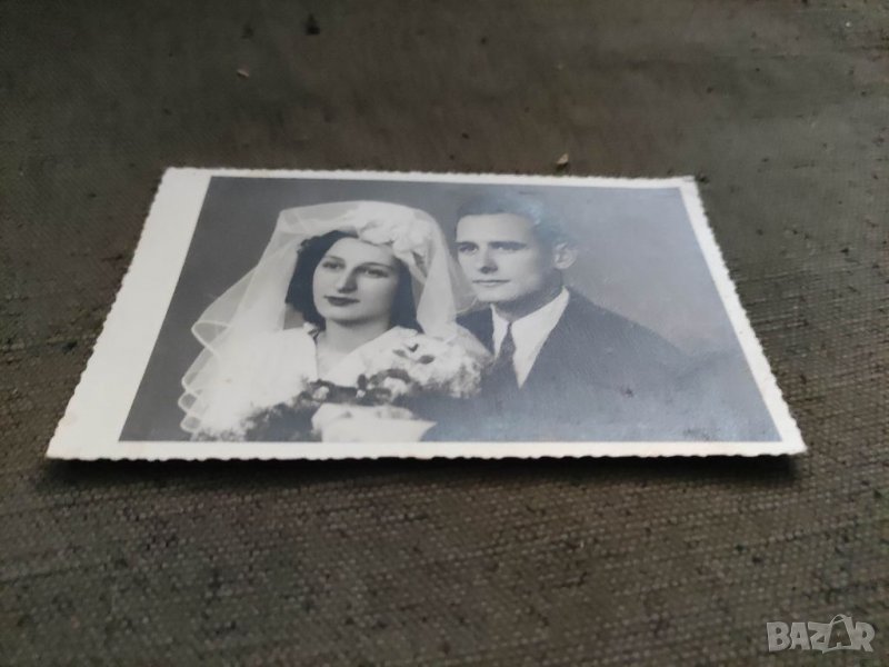 Продавам стари снимки Булка , младоженци сватбена снимка , военен , снимка 1