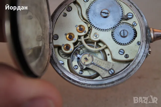 Швейцарски джобен сребърен часовник ''Surete'', снимка 13 - Антикварни и старинни предмети - 48720404