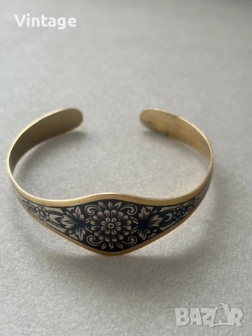 Старинна съветска сребърна позлатена гривна с ниело 