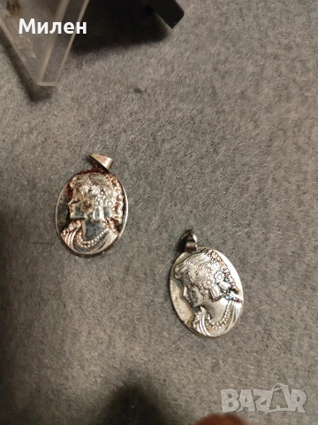 релефни сребърни висулки, снимка 3 - Колиета, медальони, синджири - 53211301