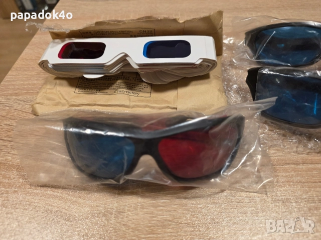 12 броя 3D очила, снимка 2 - Плейъри, домашно кино, прожектори - 51781333