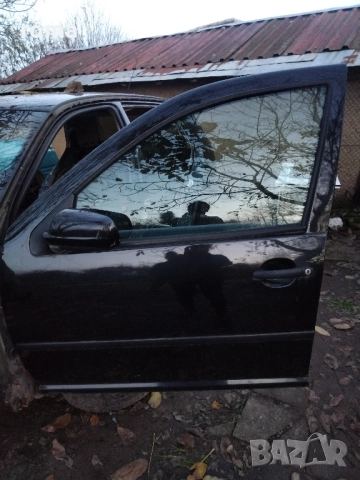 Продавам врати голф 4, снимка 3 - Части - 52448998