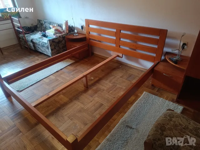 Продавам спалня от масив – дъб. , снимка 3 - Спални и легла - 56434821